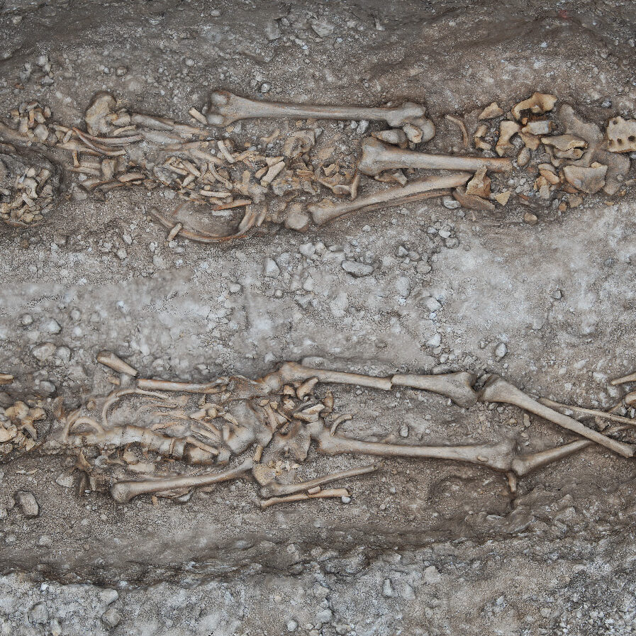 Grave 9 showing 2 human skeletons in situ